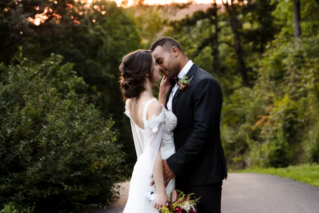 bride-groom-sunset-photos-franklin-wedding-closeup