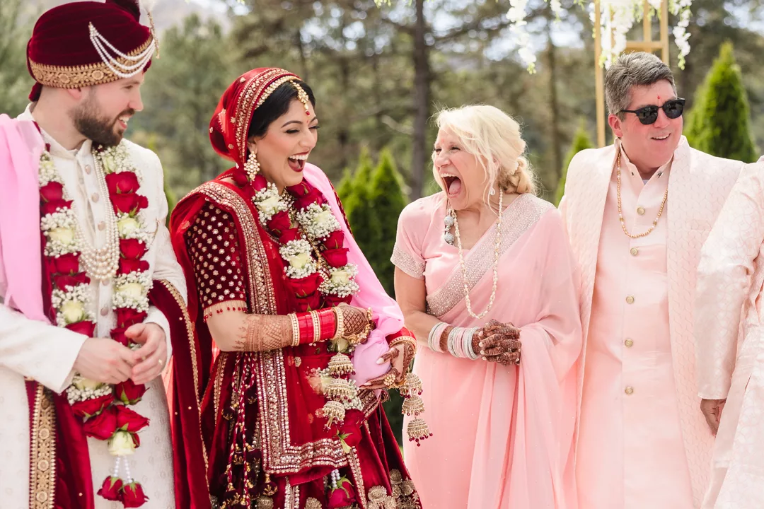 hindu-ceremony-bride-wearing-red
